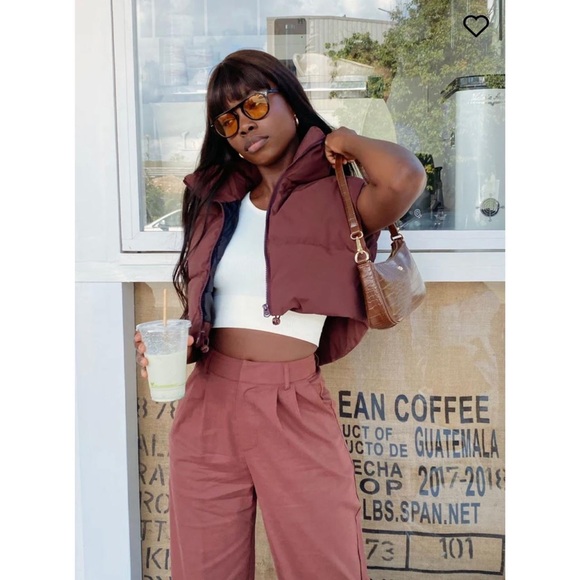 PRINCESS POLLY CROPPED PUFFER VEST - Picture 2 of 4